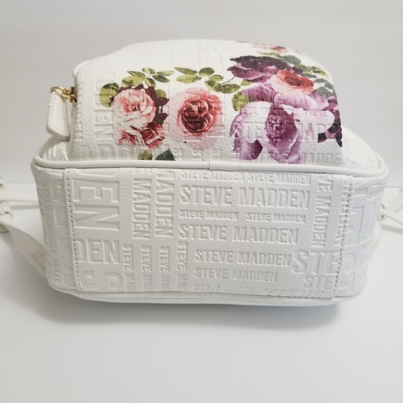 🆕️⬇️Steve Madden Bjordan White Floral Logo Backpack - Picture 7 of 16